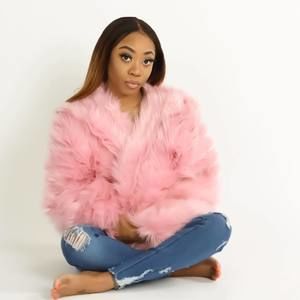 Meet your Posher, Desiree